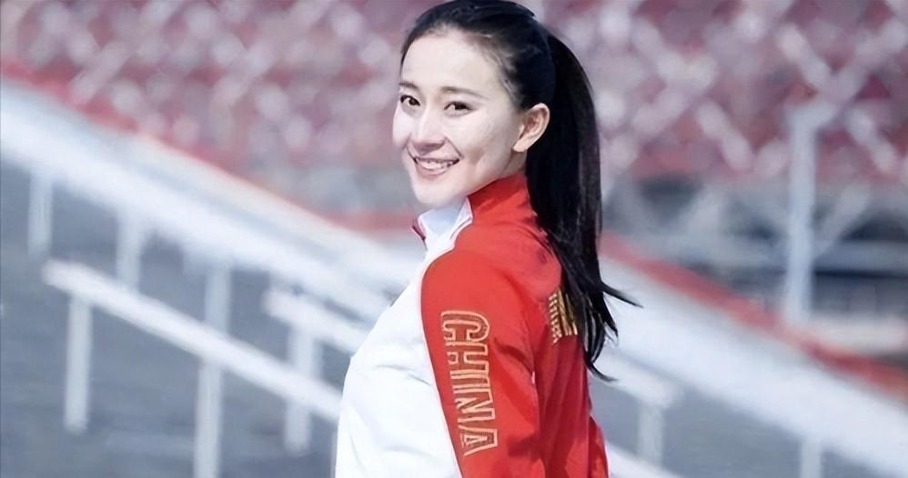 变化、学习与自信的力量，探索最新款戒指的时尚魅力