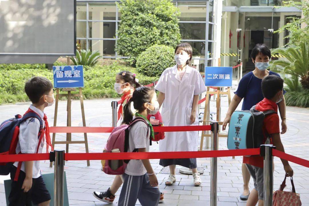 返沪最新动态，全面解读上海返乡人员变化与防疫措施调整