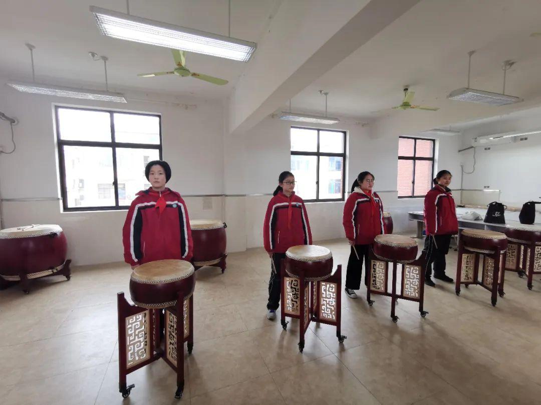 引领时尚潮流的打击乐器，最新打鼓风靡全球